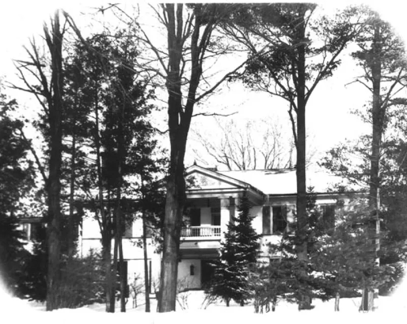 historical photo of the heintzman house