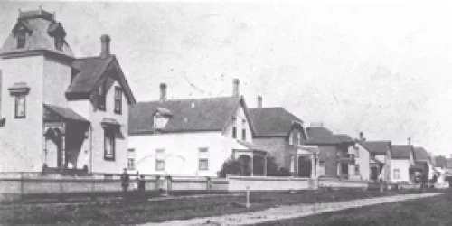 early view of house on Peter Street, Mount-Joy